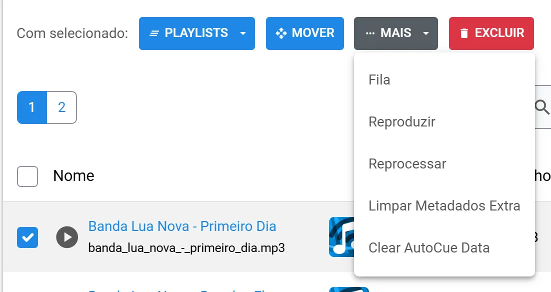 Menu Mais da lista de arquivos aberto: Fila, Reproduzir, Reprocessar e Limpar Metadados Extra